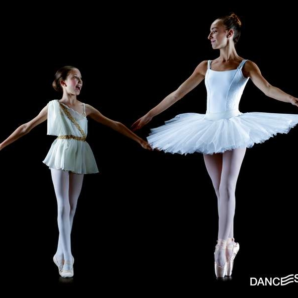 Dance Studio 2020